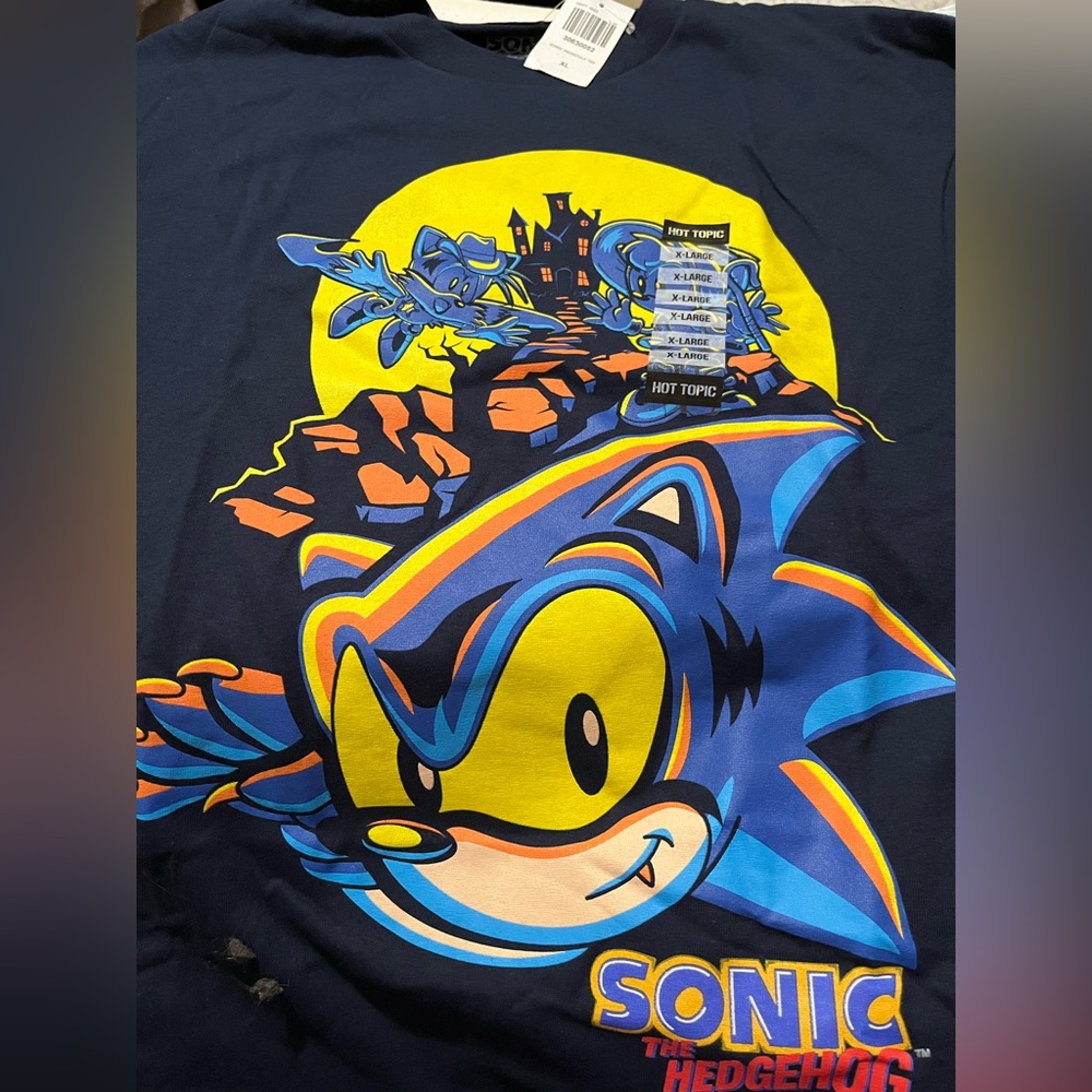 New! Short sleeve Sonic the Hedgehog tee $18 each sizes xl, lrg